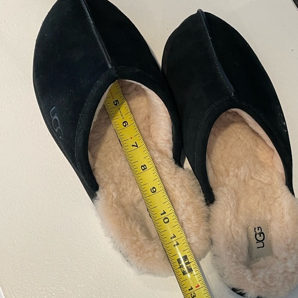 UGG suede slippers size 11.5 men’s - Picture 8 of 11